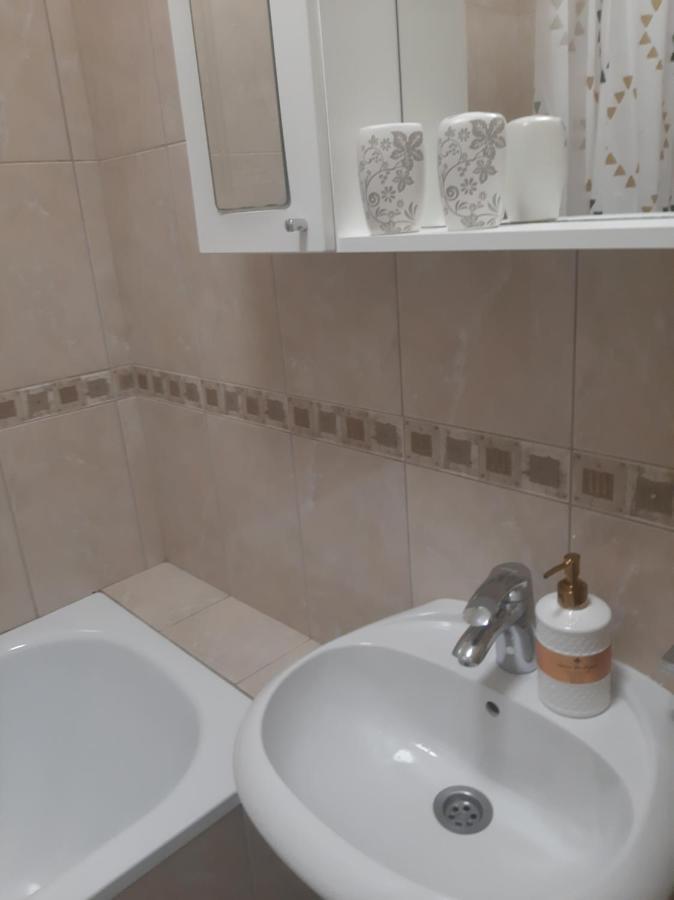 Apartman Poco Bijeljina Bagian luar foto